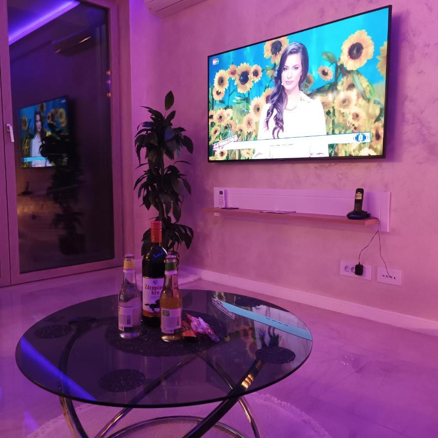 Rb Apartment 3 Lux Smart House Суботица Екстериор снимка