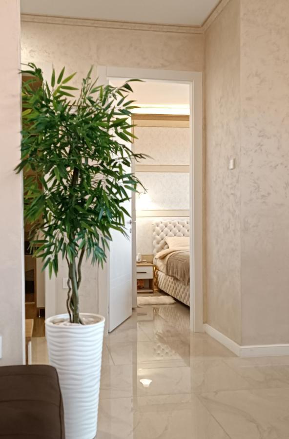 Rb Apartment 3 Lux Smart House Суботица Екстериор снимка