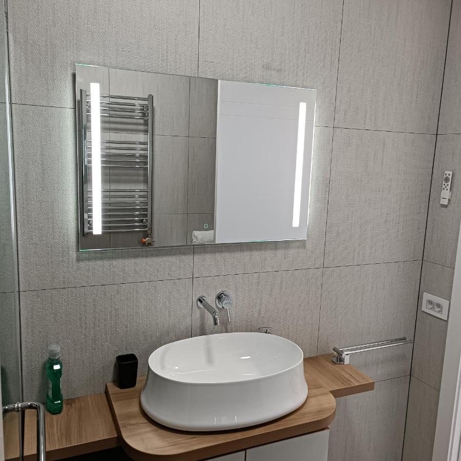 Rb Apartment 3 Lux Smart House Суботица Екстериор снимка